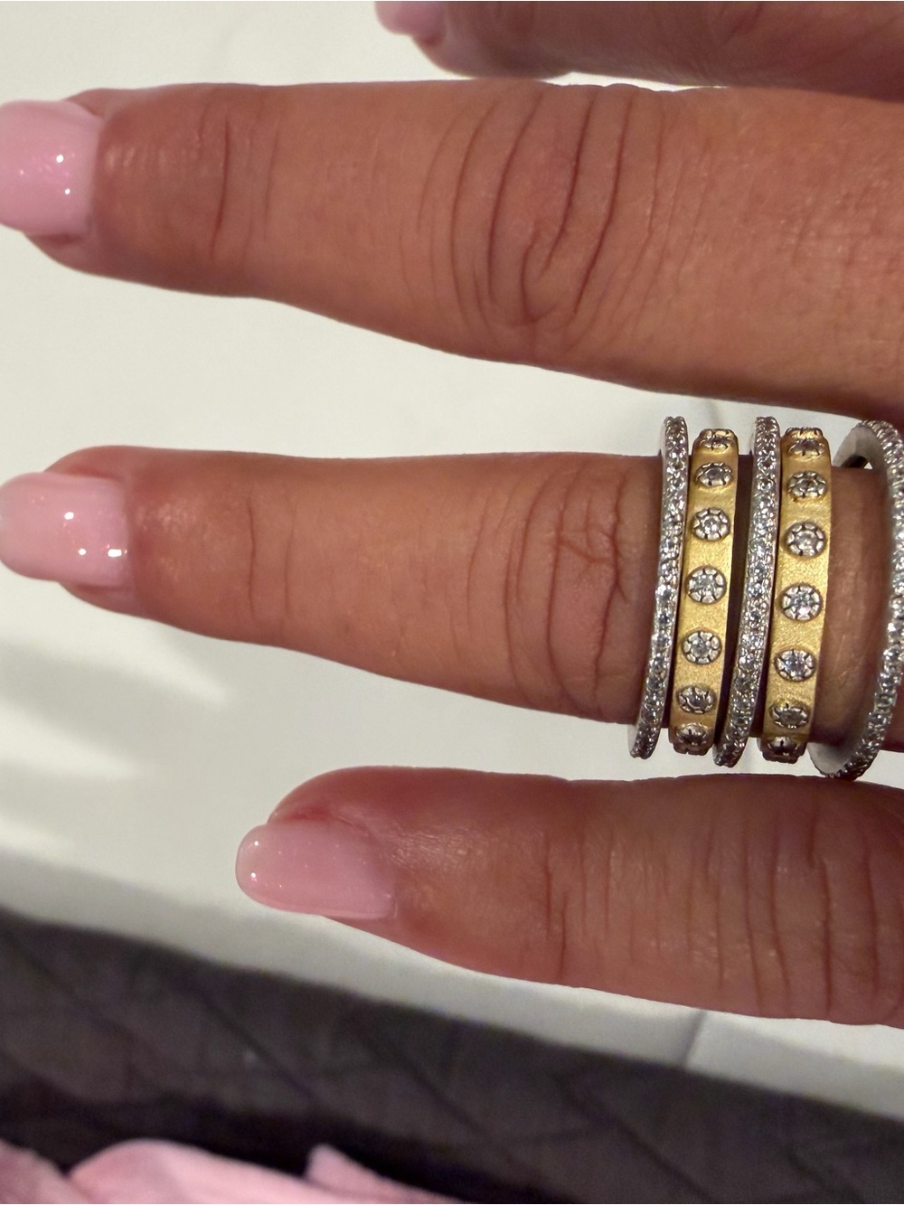 Frieda Rothman Stackable Ring Set – 5 Rings Mixed Metal Crystal Bands - Size 8 - Picture 2 of 4